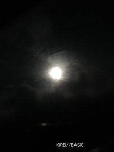 美ヶ原自然公園で見た月（台風）