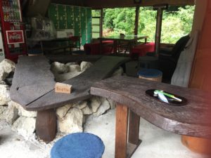 陣馬そば山下屋の奥の部屋