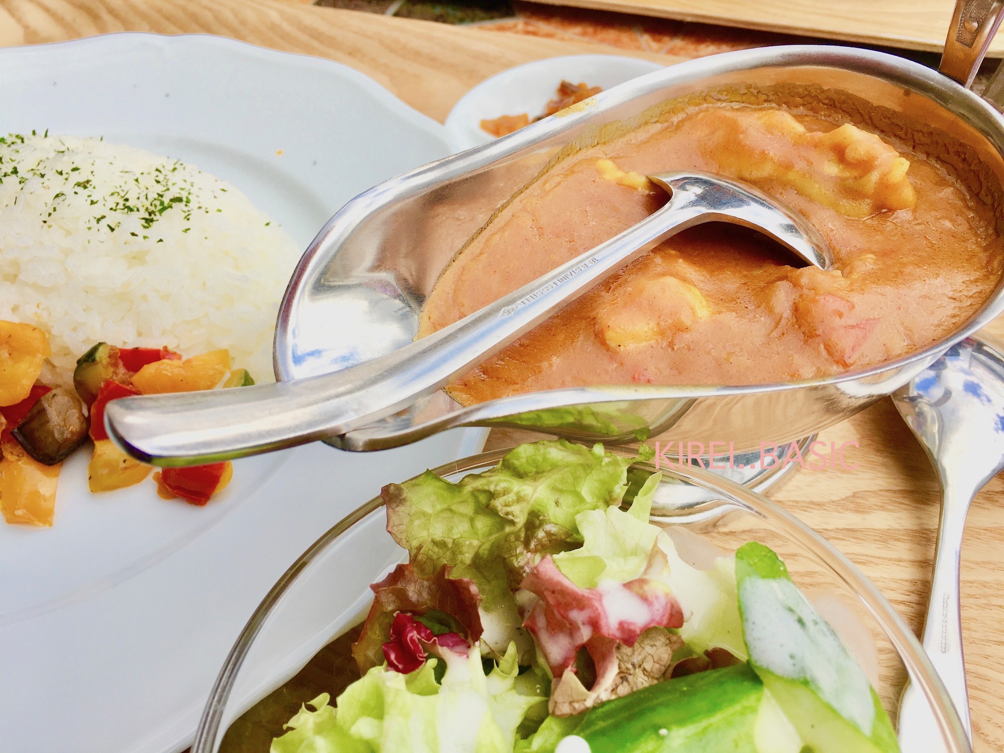 フラワーガーデンのバターチキンカレー